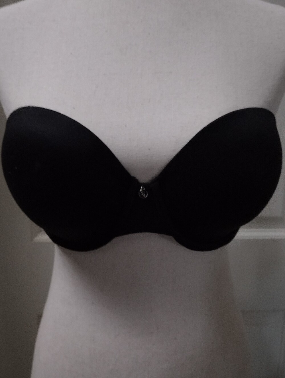 Victoria's Secret Strapless Black Smooth Contour Bra
